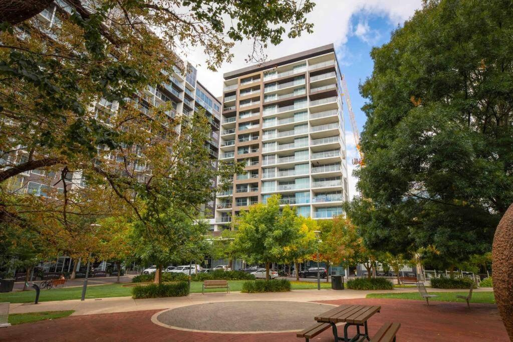 City Apartment, Pool & Carpark Adelaide Bagian luar foto