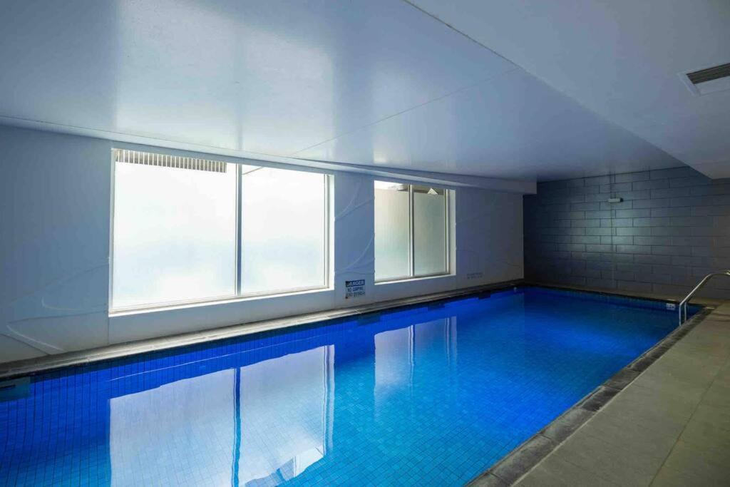 City Apartment, Pool & Carpark Adelaide Bagian luar foto
