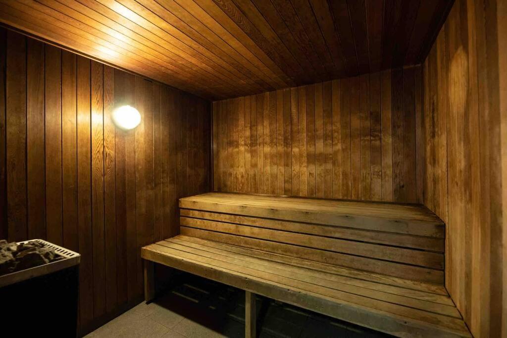 City Apartment, Pool & Carpark Adelaide Bagian luar foto